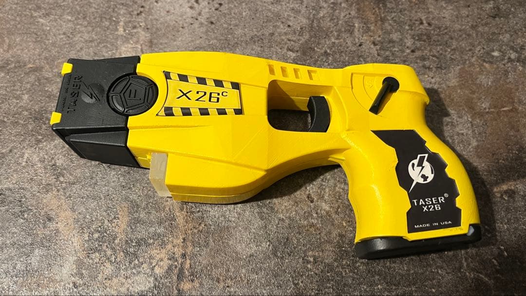 X26 テーザーガン　レプリカ（LE装備　マーシャル装備　LAPD SWAT）
