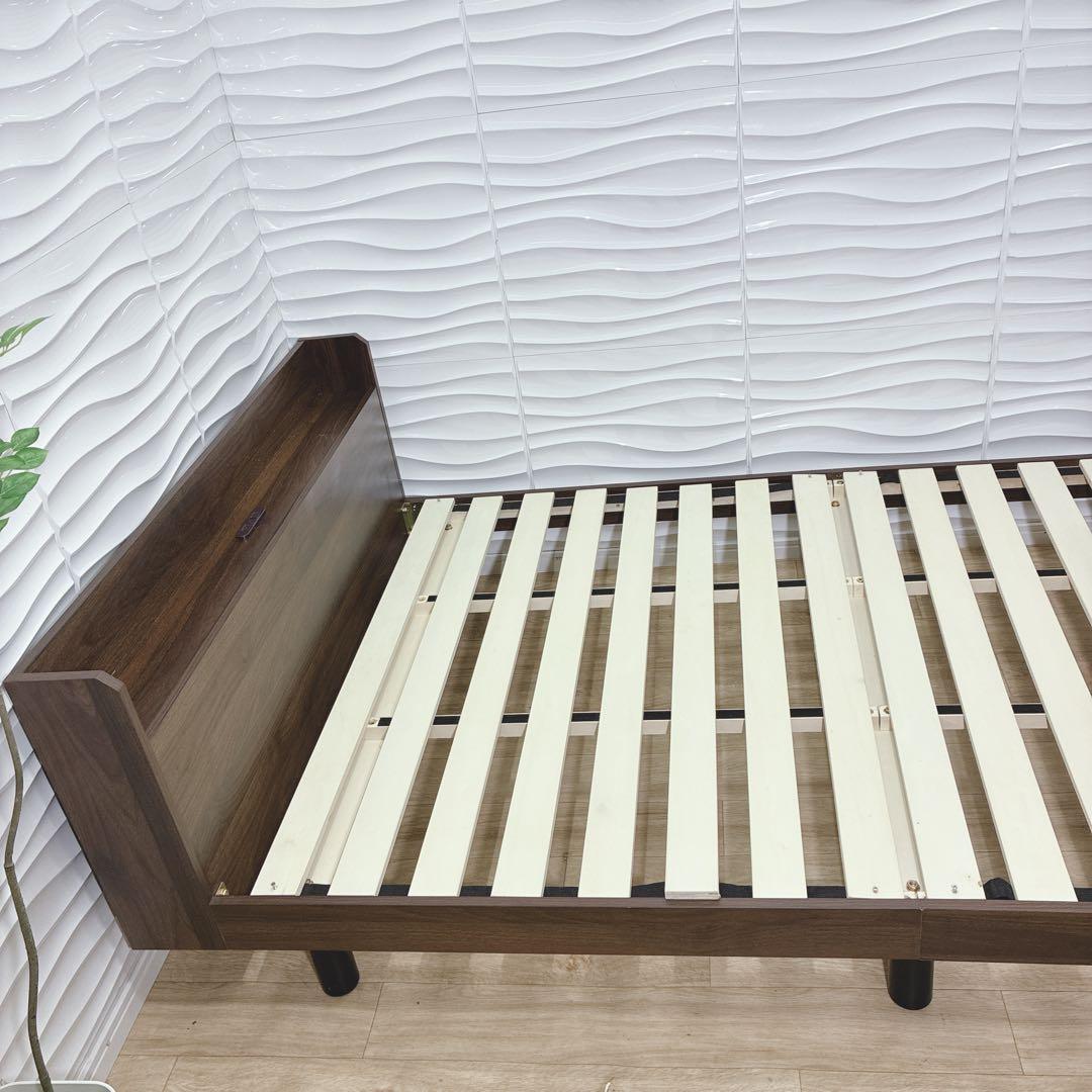 ◇ベッドフレーム◇2口コンセント付き◇セミダブル◇大阪兵庫京都奈良滋賀和歌山◇