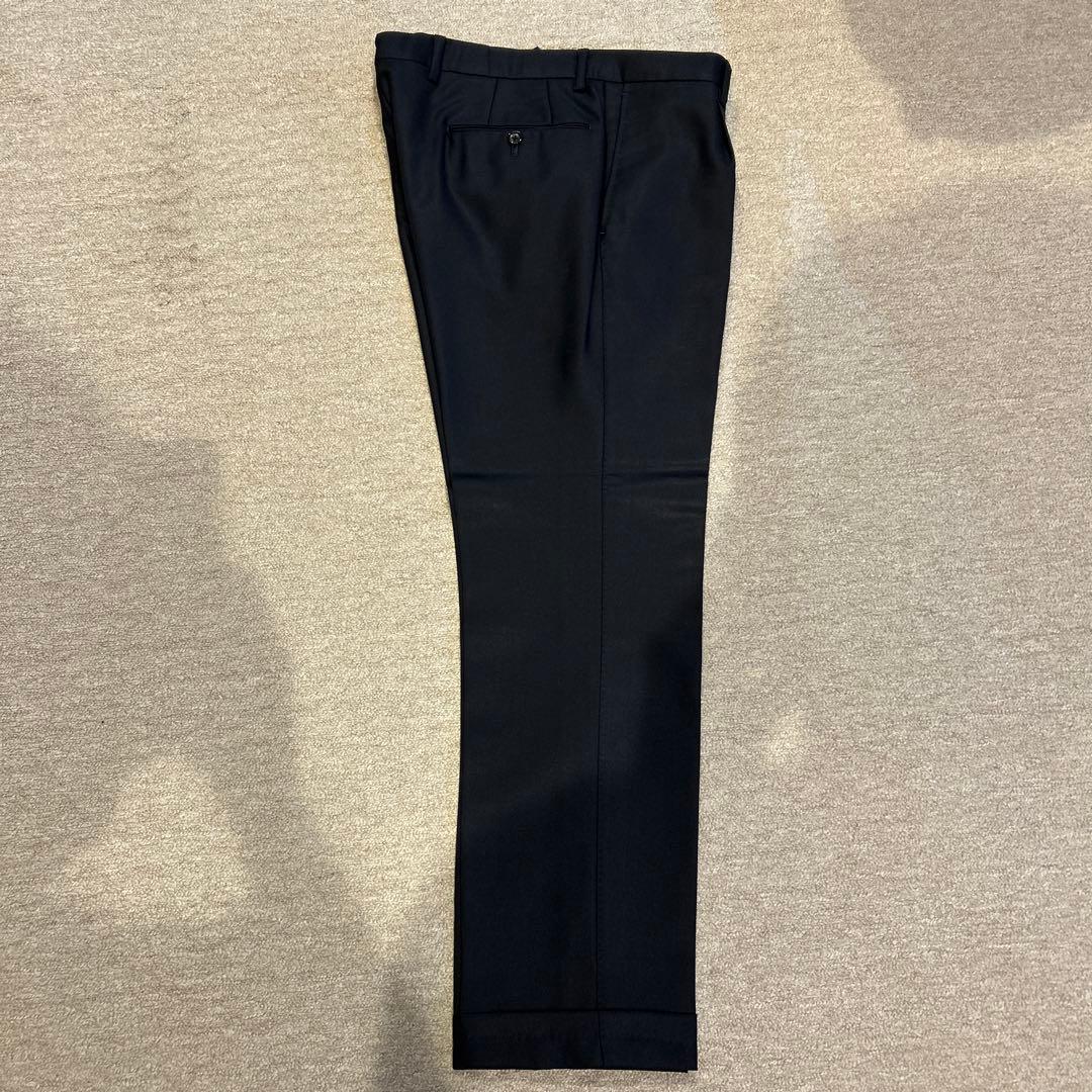 ブリッラペルイルグスト　ビジネススーツ　濃紺　44