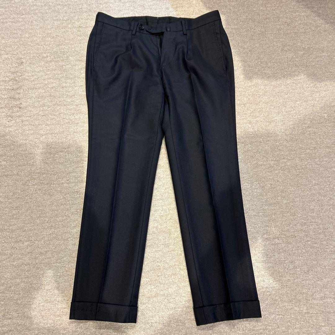 ブリッラペルイルグスト　ビジネススーツ　濃紺　44