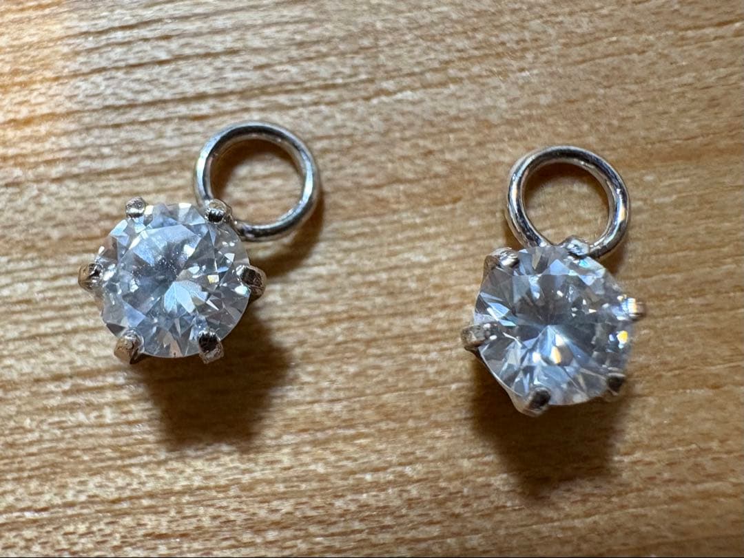 ダイヤモンド　ピアスチャーム　計0.3ct プラチナ　Pt900 チャーム