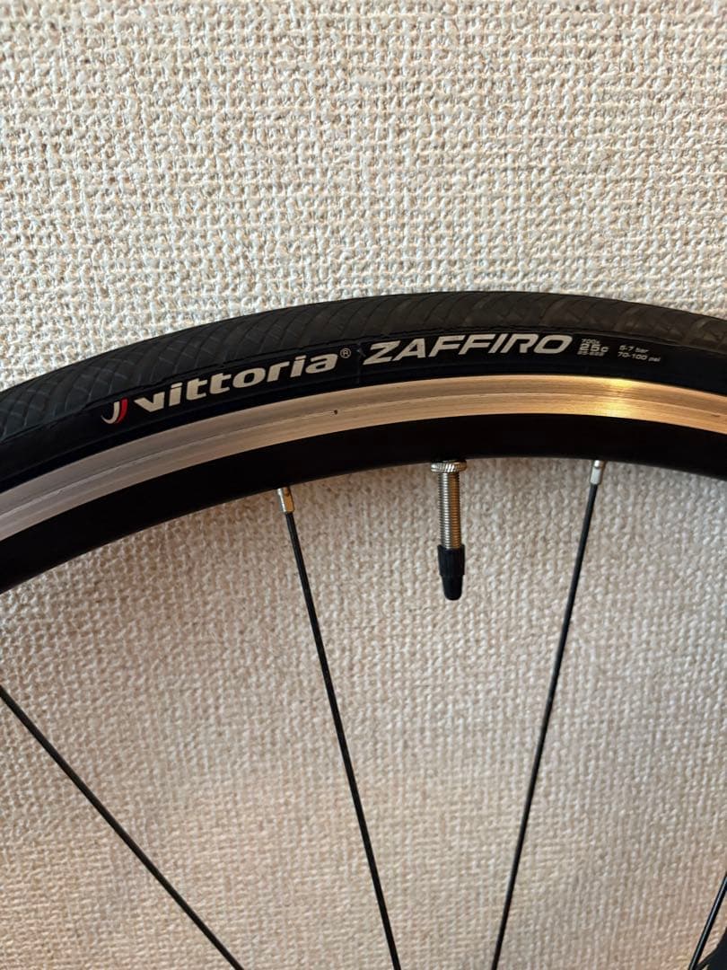 Shimano WH-RS100 クリンチャーホイール