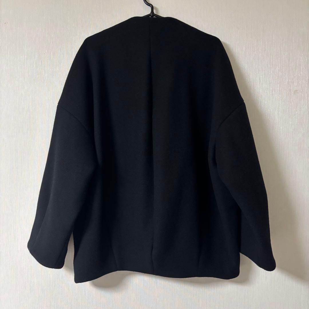 新品タグ付き❣️エレンディーク フォルムショートコート ブラック