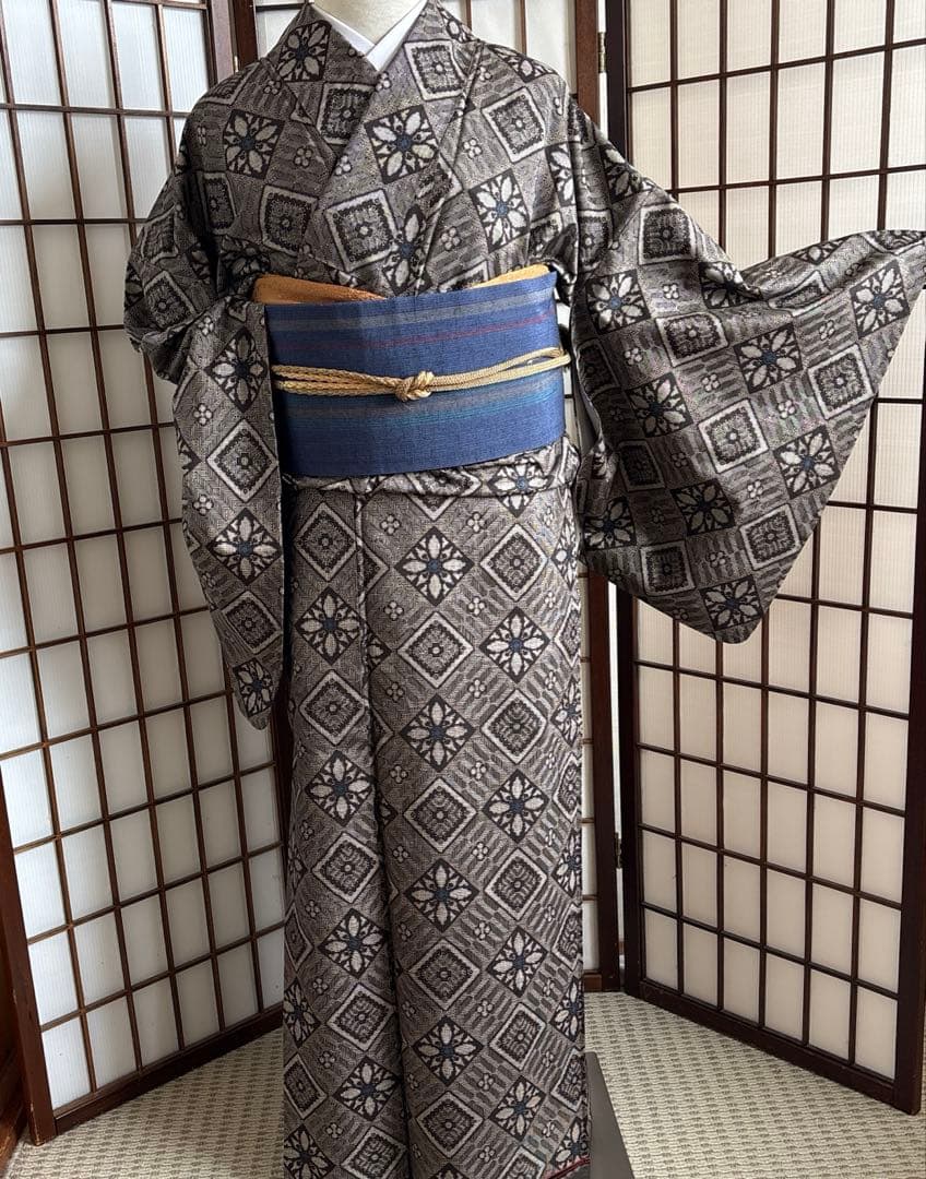 本場大島紬　龍郷柄　奄美大島紬　青