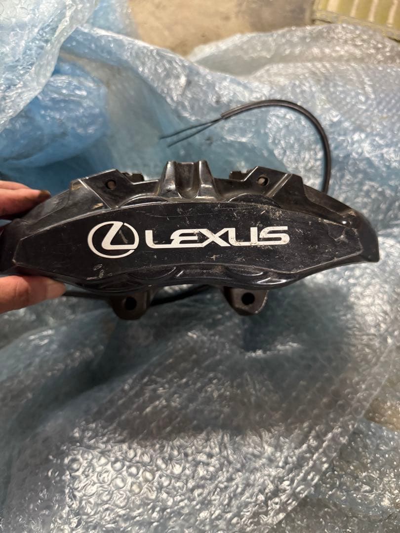 LEXUS LC500 リア　キャリパー