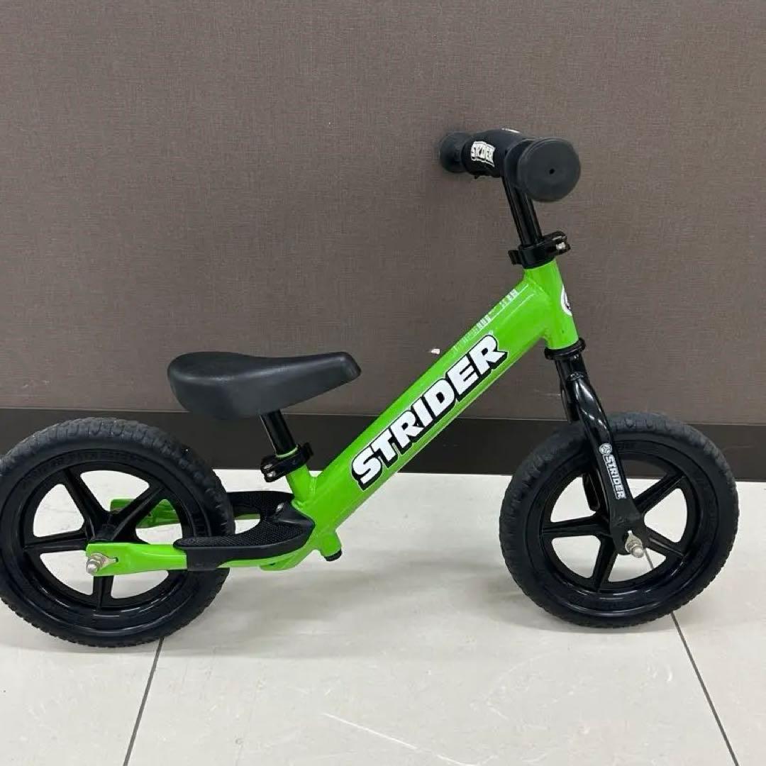美品STRIDER ストライダー　スポーツ　sport グリーン 12インチ