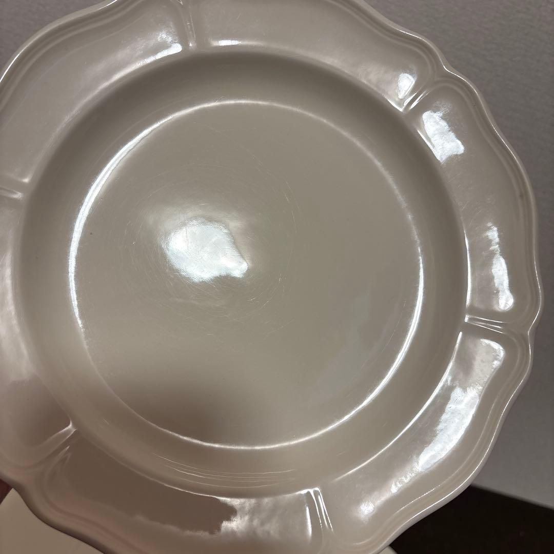 ウェッジウッド　クイーンズウェア　クイーンズプレイン　デザートプレート　20cm