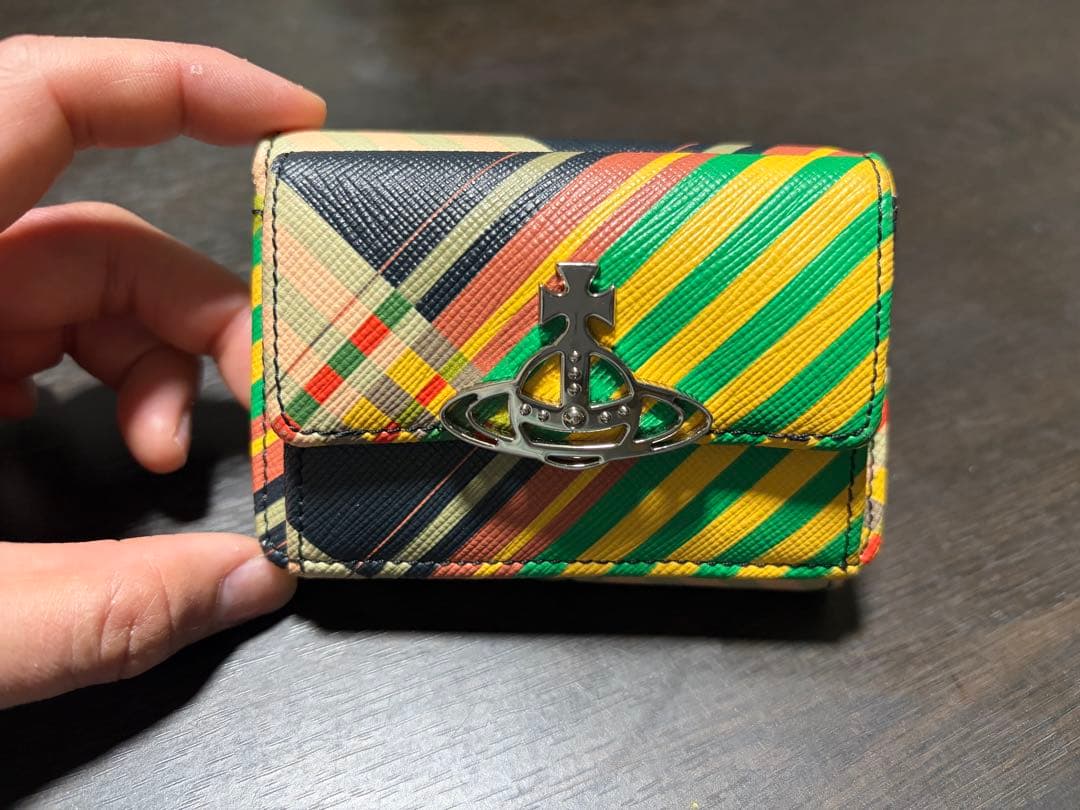 Vivienne westwood チェック　三つ折り財布