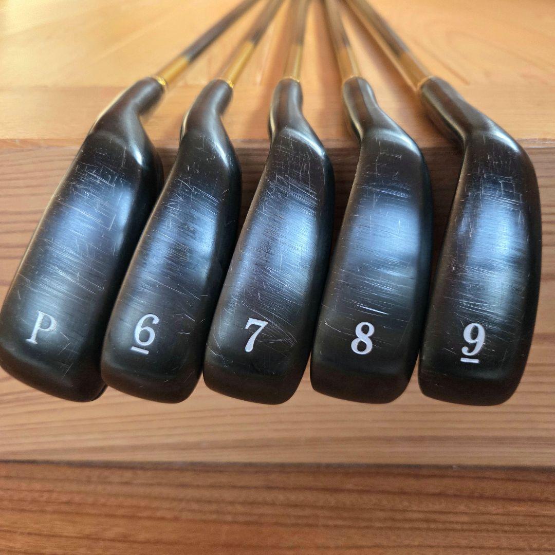 MUTSUMI HONMA フルチタンアイアン 5本セット 2025年モデル