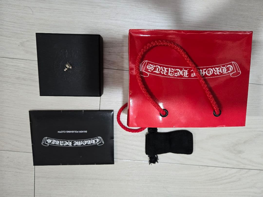 【正規美品】クロムハーツ　ハートスタッドピアス