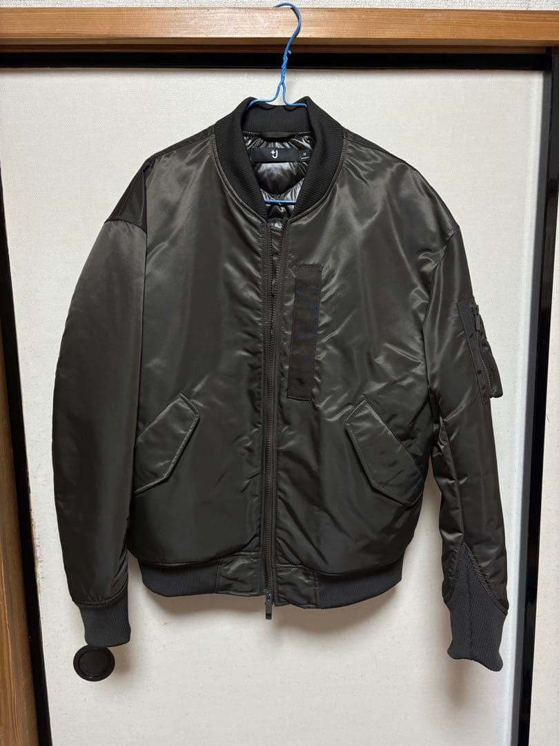UNIQLO +J ダウンジャケット M カーキ MA-1