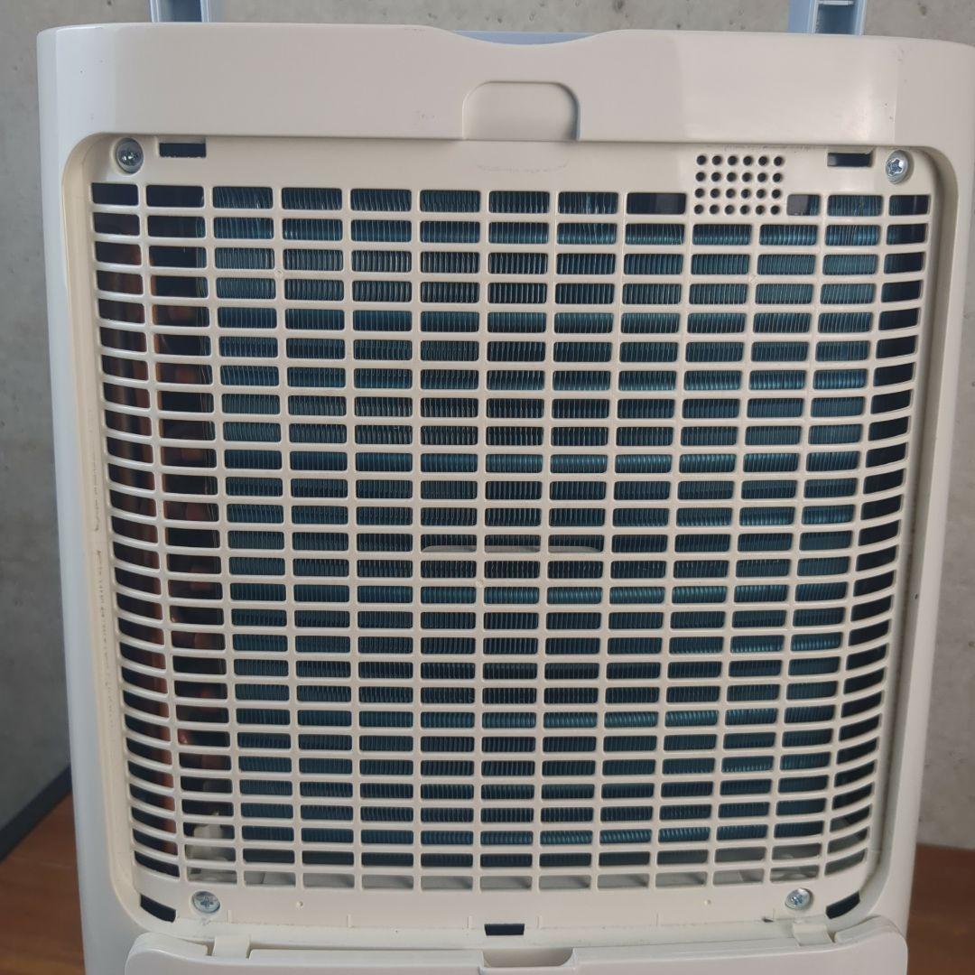 【2018年製】シャープ　衣類乾燥除湿機　コンプレッサー式　CV-G71-W