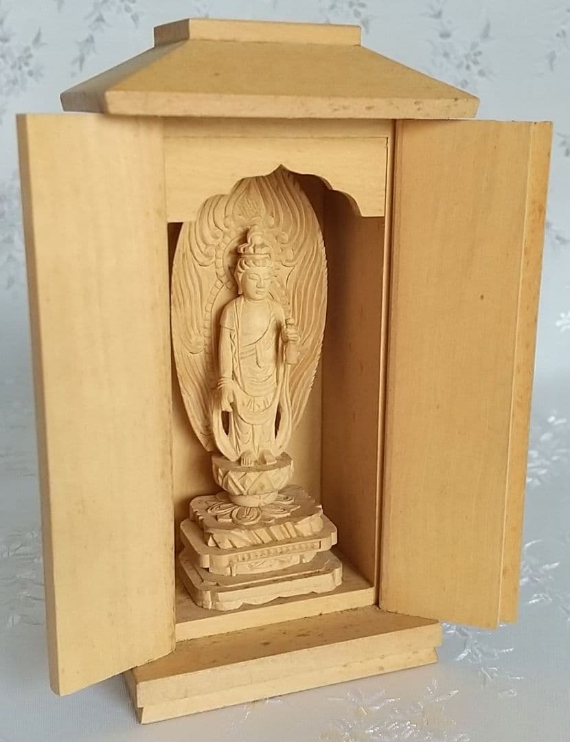 十一面観音菩薩像【極小】#405 厨子入り 木彫 仏像