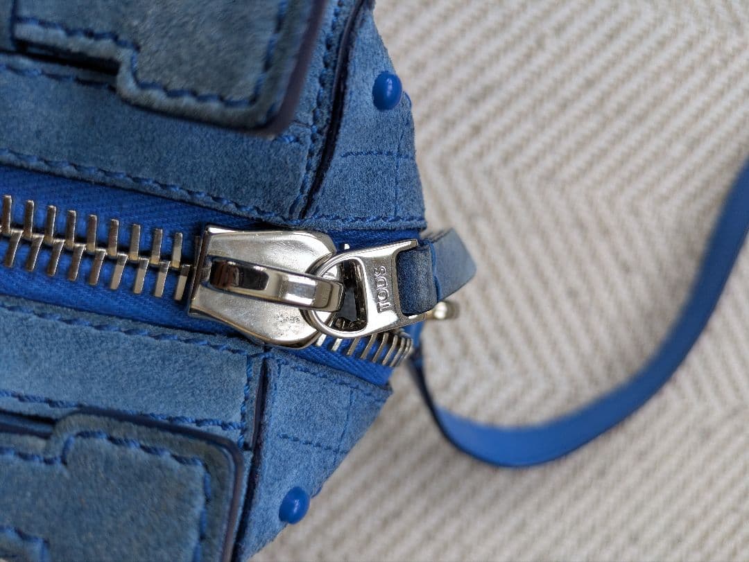 TOD'S トッズ ゴンミーニ ショルダーバッグ 2way スタッズ