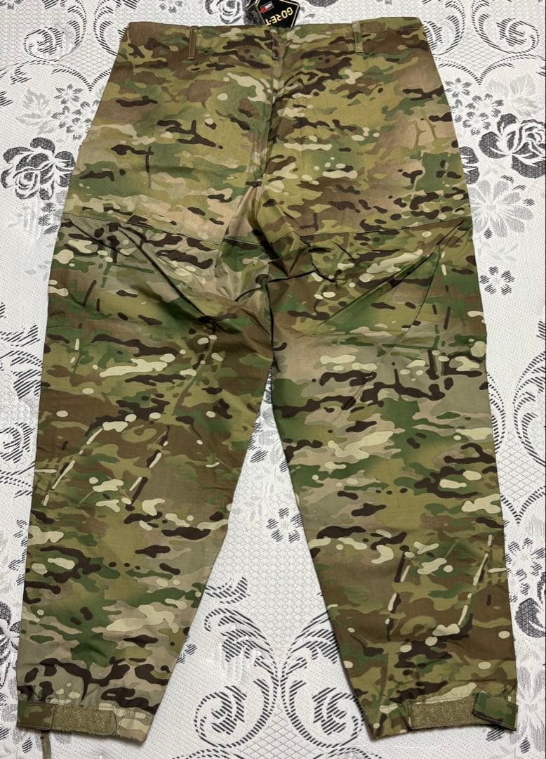 米軍実物　新品未使用 LEVEL6GORE-TEX コンバットパンツLサイズ相当