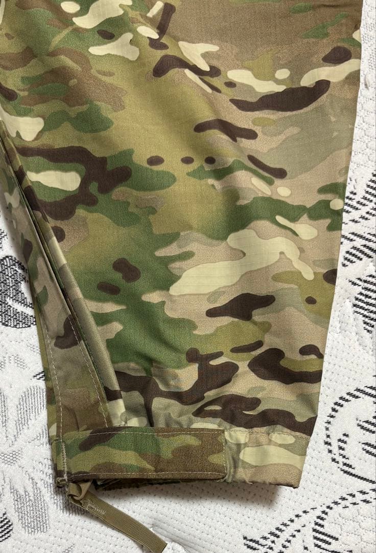 米軍実物　新品未使用 LEVEL6GORE-TEX コンバットパンツLサイズ相当