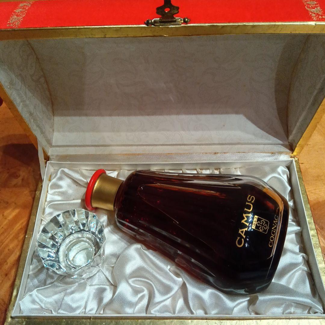 未開栓古酒 CAMUS カミュ バカラ 宝箱 700ml Alc.40%