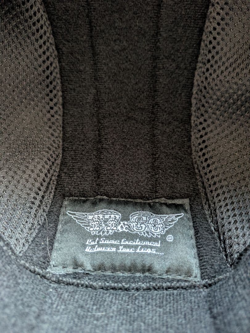 TT＆CO トゥーカッター ヘルメット