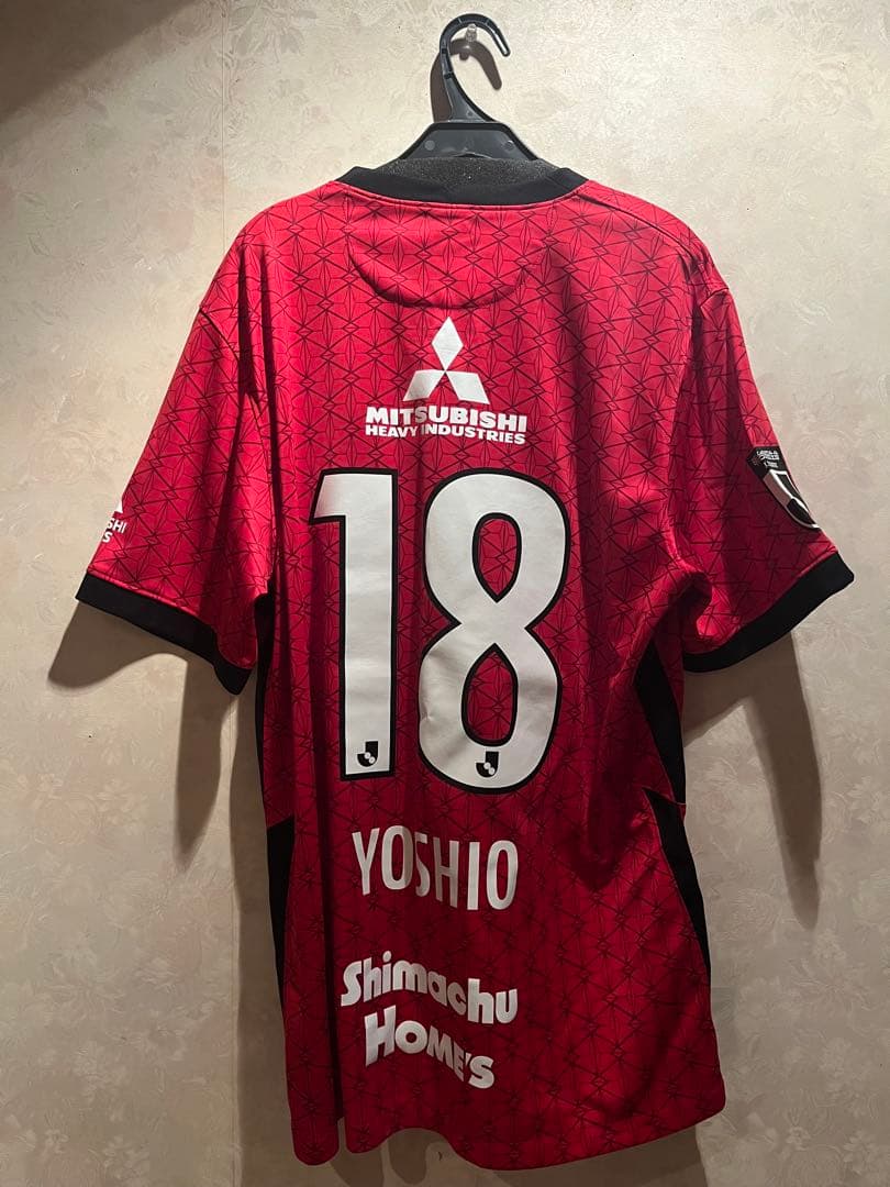 浦和レッズ 2021 ユニフォーム 小泉佳穗 18番