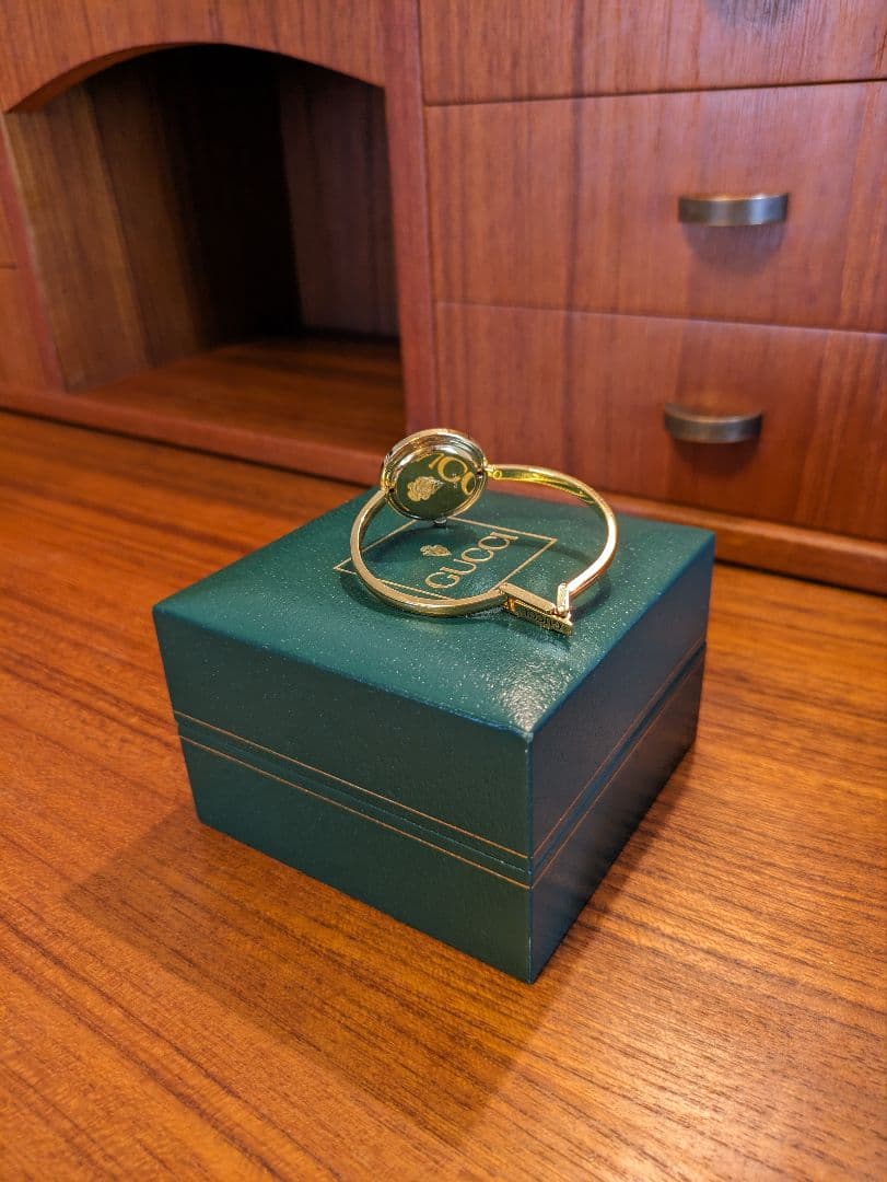 【稼働品】GUCCI チェンジベゼル 12色カラーベゼル付〈新品電池〉