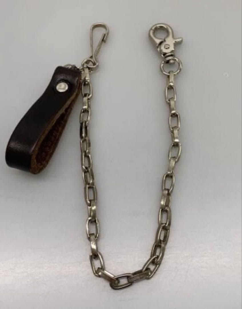 HTCレザー スタッズ ウォレットチェーン