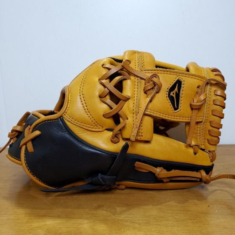 ミズノ チッパー・ジョーンズモデル グローバル版 内野用 軟式グローブ