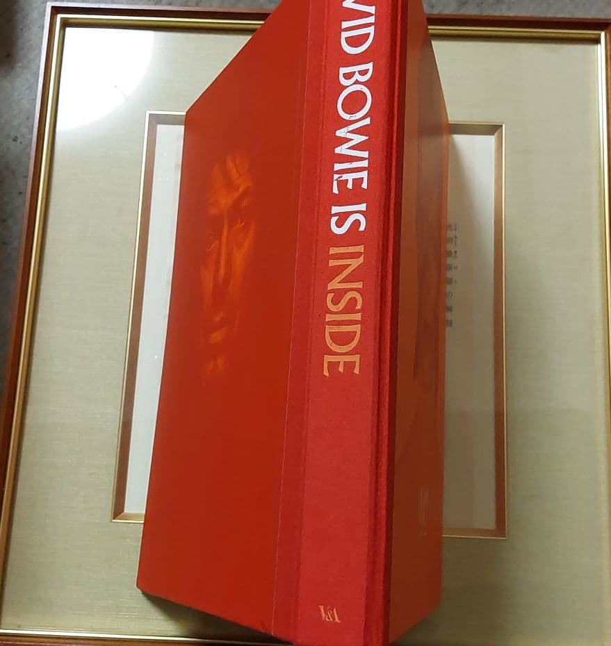 DAVID BOWIE IS INSIDE 　V&A