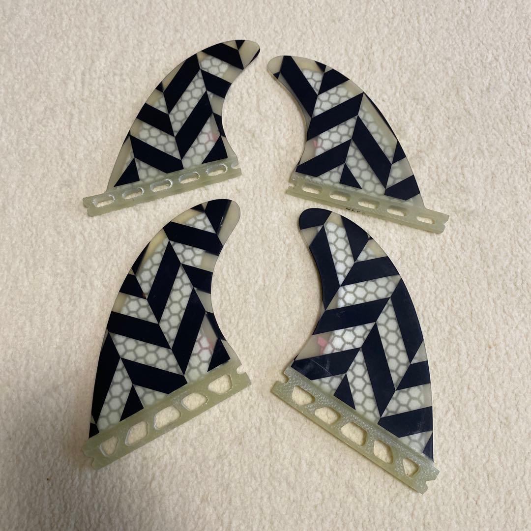 フューチャーフィン　F4クアッド　ハニカム