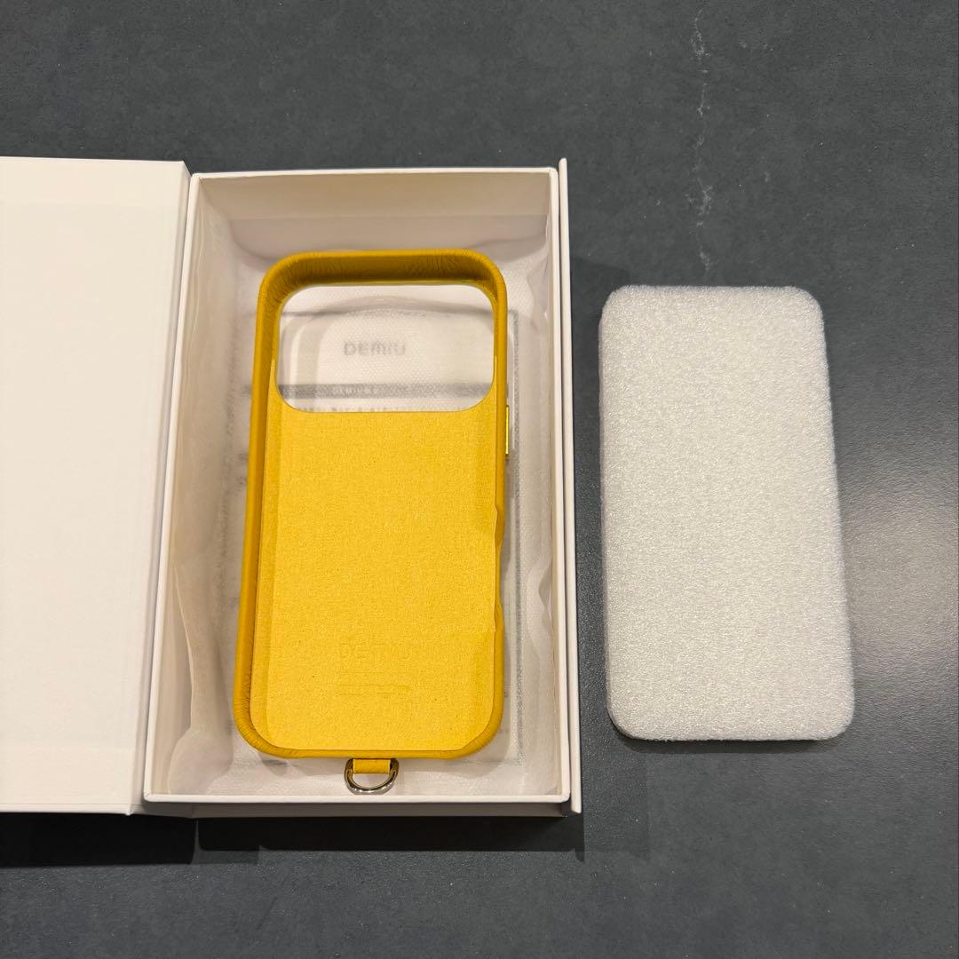 DEMIU GRACE iPhone 17 Pro ケース イエロー