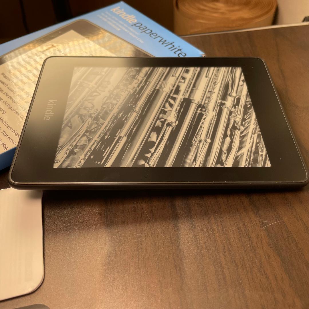 Kindle Paperwhite 第10世代 8GB 広告なし PQ94WIF