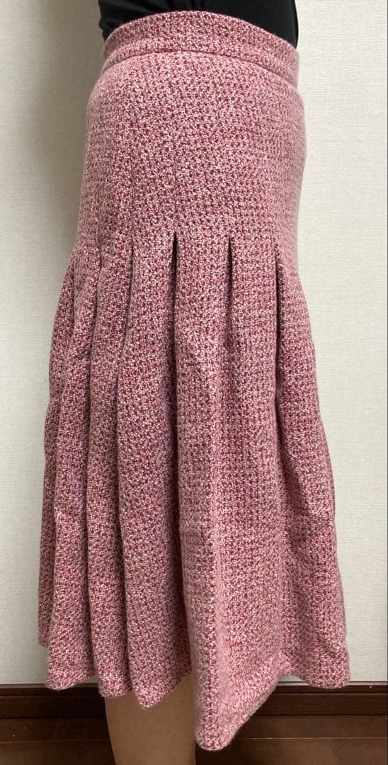 シャネルピンク フレアスカート 前面プリーツ40