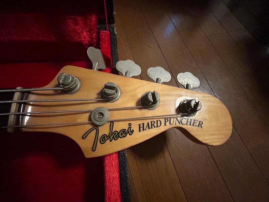 ベース Tokai HARD PUNCHER
