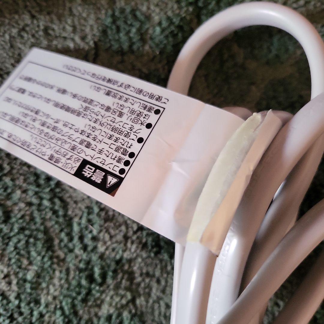 BISARA　ビサラ　BSR002WH ハンズフリースタンドヘアドライヤー