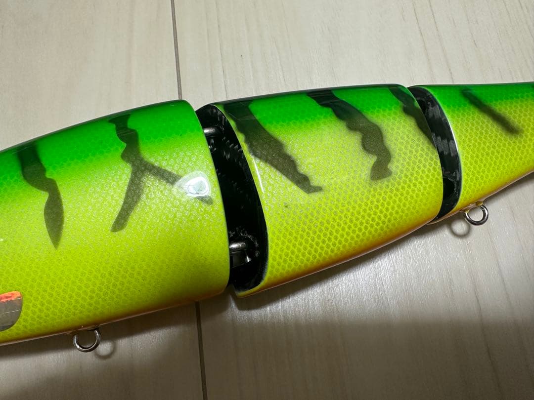 スタジオコンポジット ボルタ T3 330 MKホットタイガー||