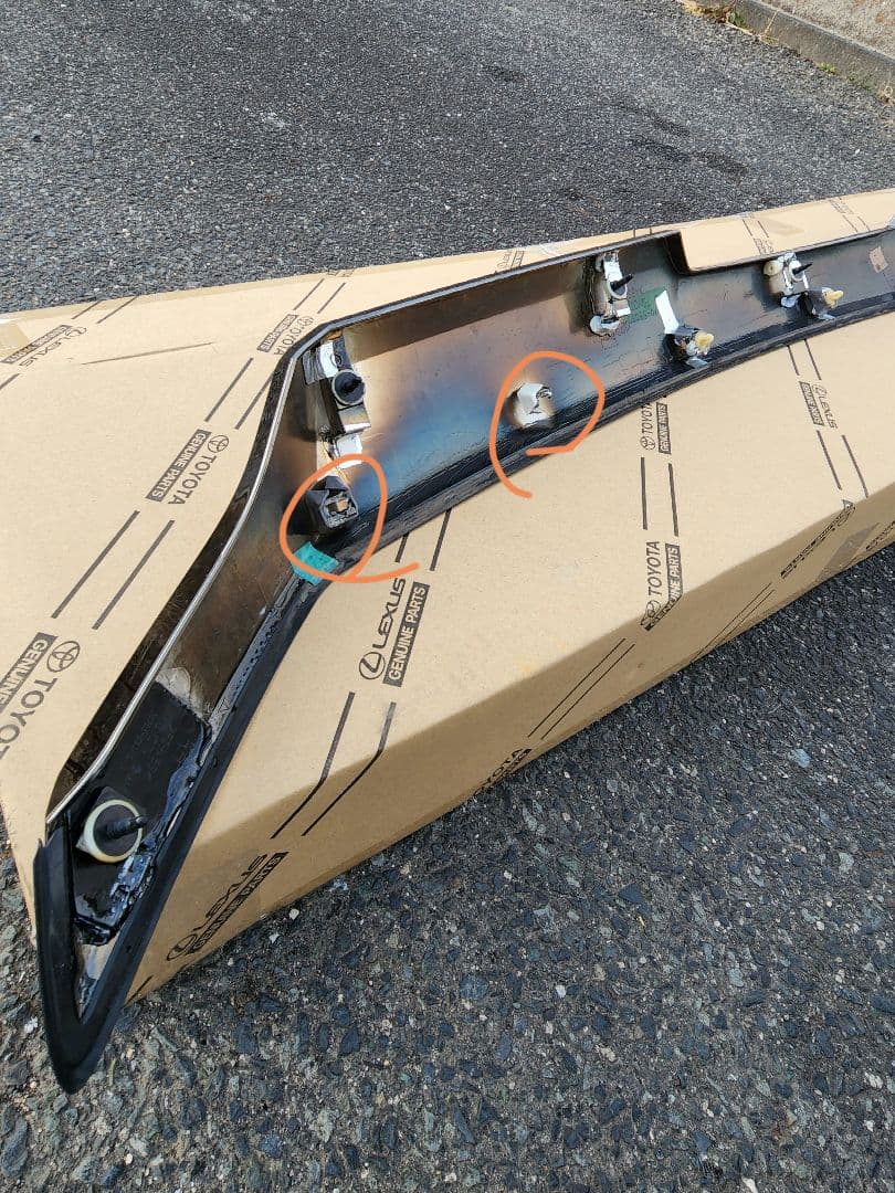 30ヴェルファイア ゴールデンアイズ ボンネット フードモール ダークメッキ