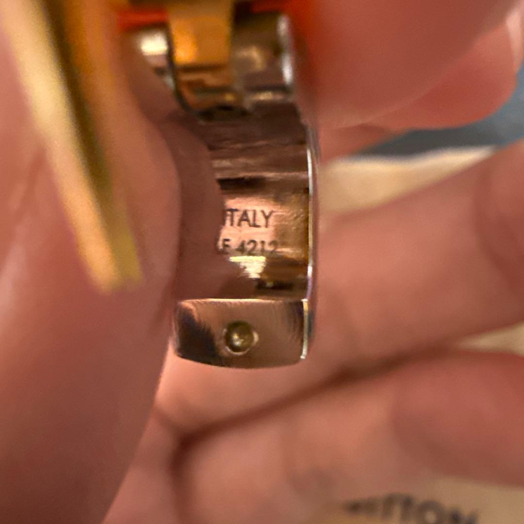 Louis Vuitton ピアス ブックレドレイユ・ナノグラム M00397