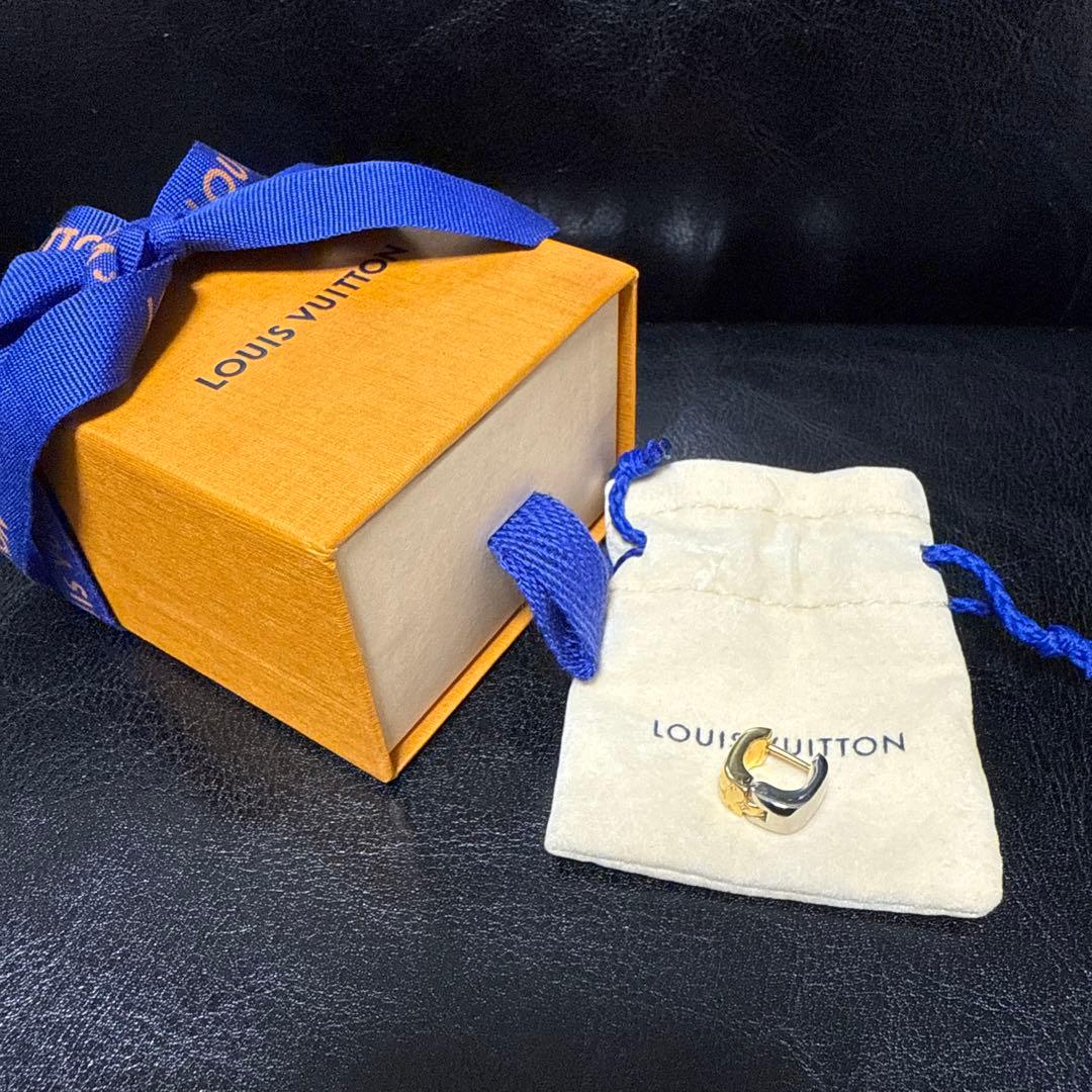 Louis Vuitton ピアス ブックレドレイユ・ナノグラム M00397