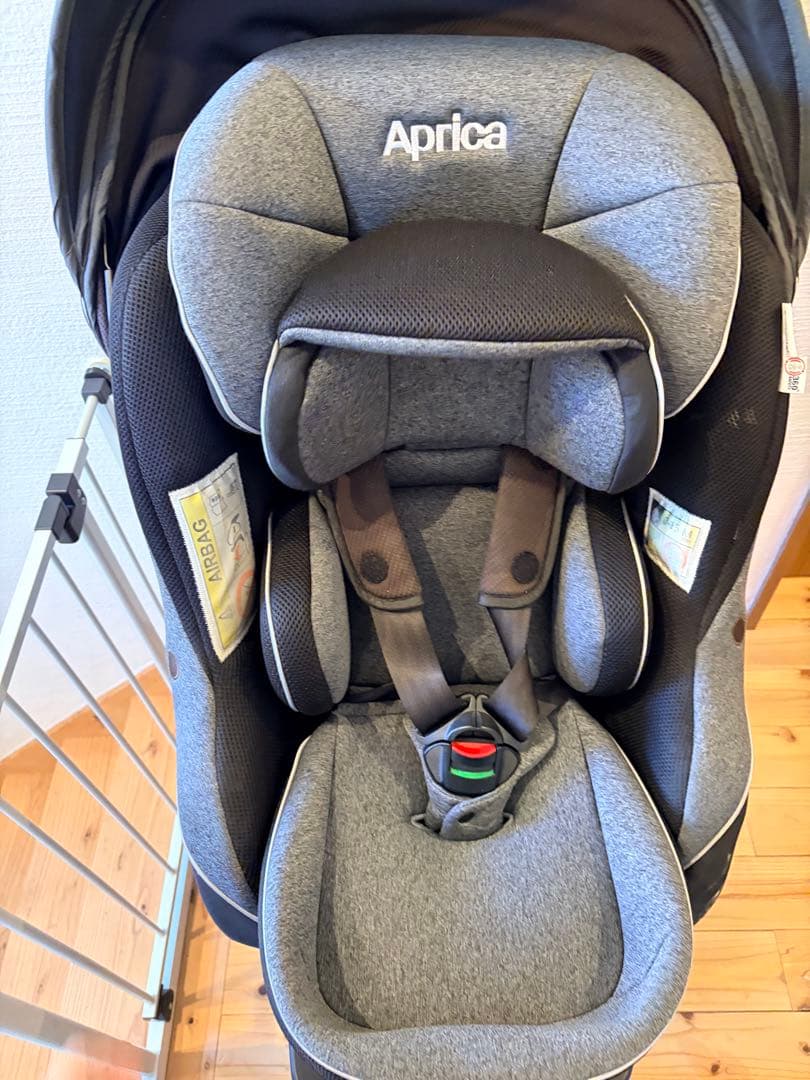 アップリカ チャイルドシート クルリラプラス360°セーフティー