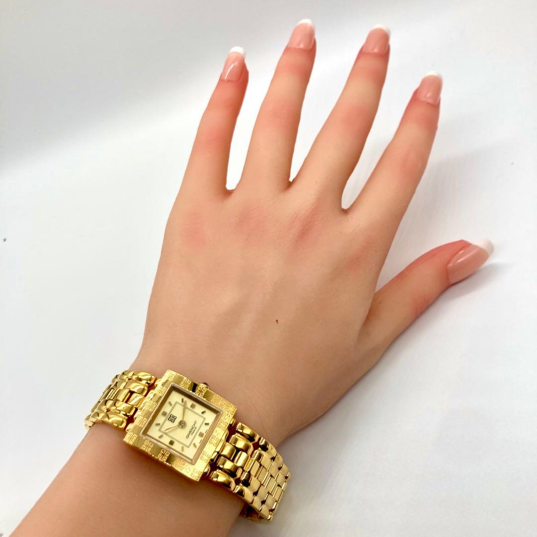 【稼動】 ジバンシー 腕時計 クォーツ QZ ゴールド文字盤 希少ベゼル