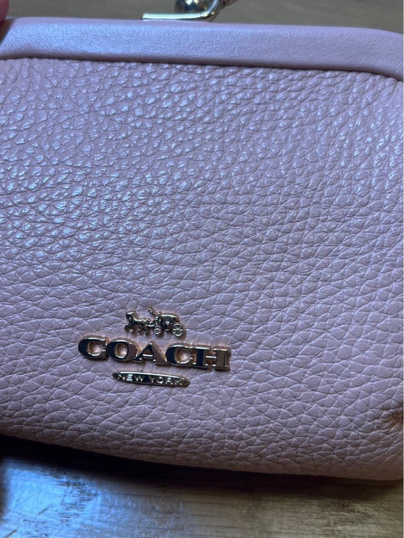 専用【新品未使用】COACH ピンク がま口ケース　ウォレットコスメポーチ