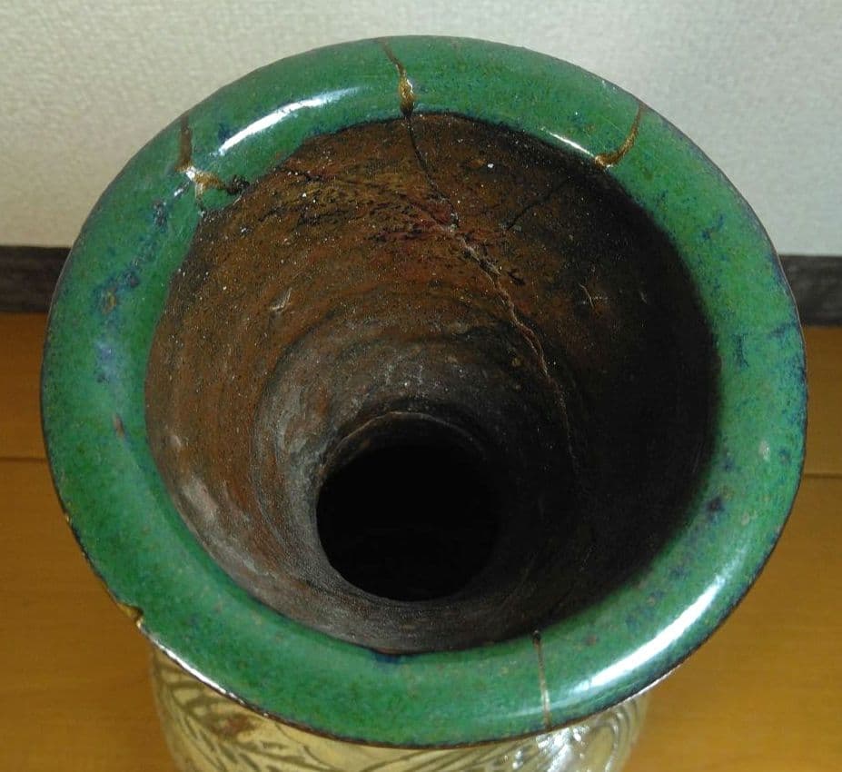 ◎忠佐伯◎人間国宝 金城次郎 海老魚紋花瓶(長大) 箱なし 直し有 壷屋焼