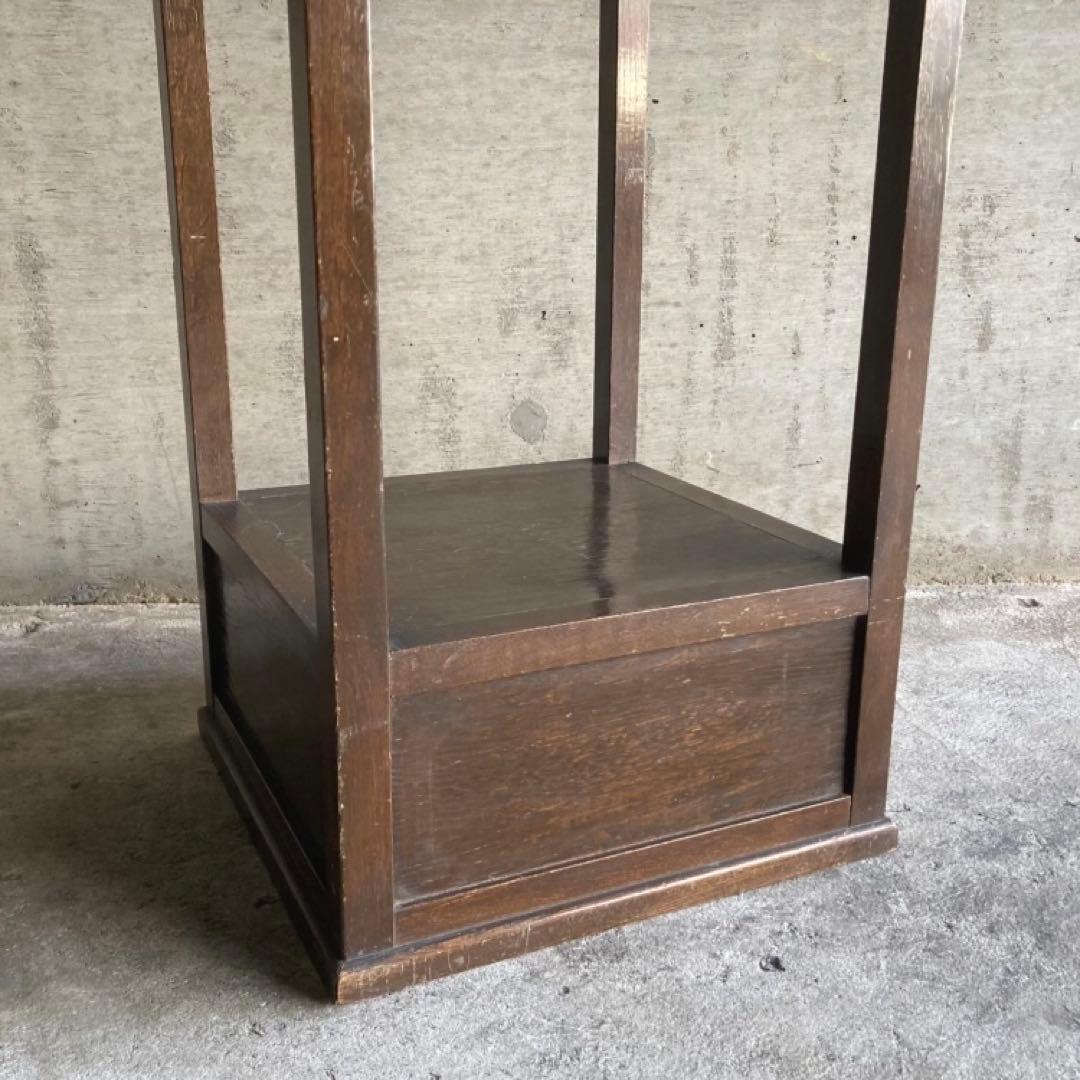 古い味のある飾り棚 置物台 電話台 花台 ラック シェルフ 棚 木製 レトロ