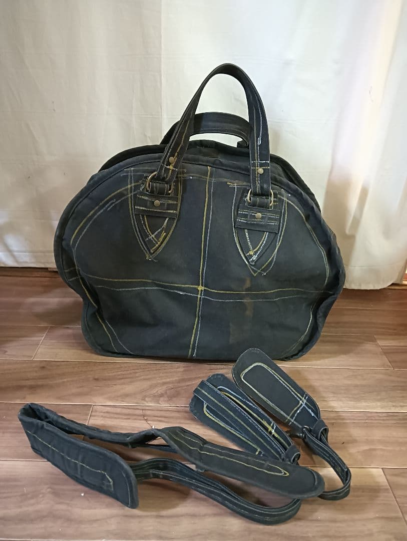 Christopher Nemeth　クリストファーネメス黒の丸型ドラムバッグ