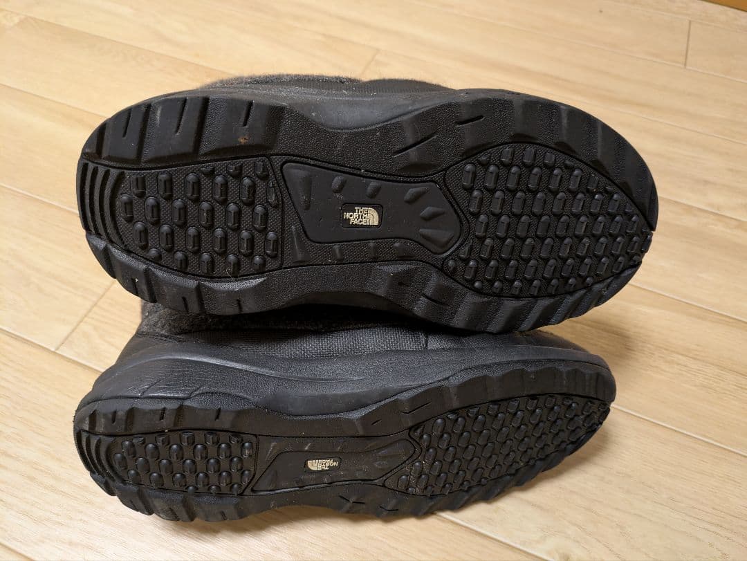 THE NORTH FACE グレーブーツ