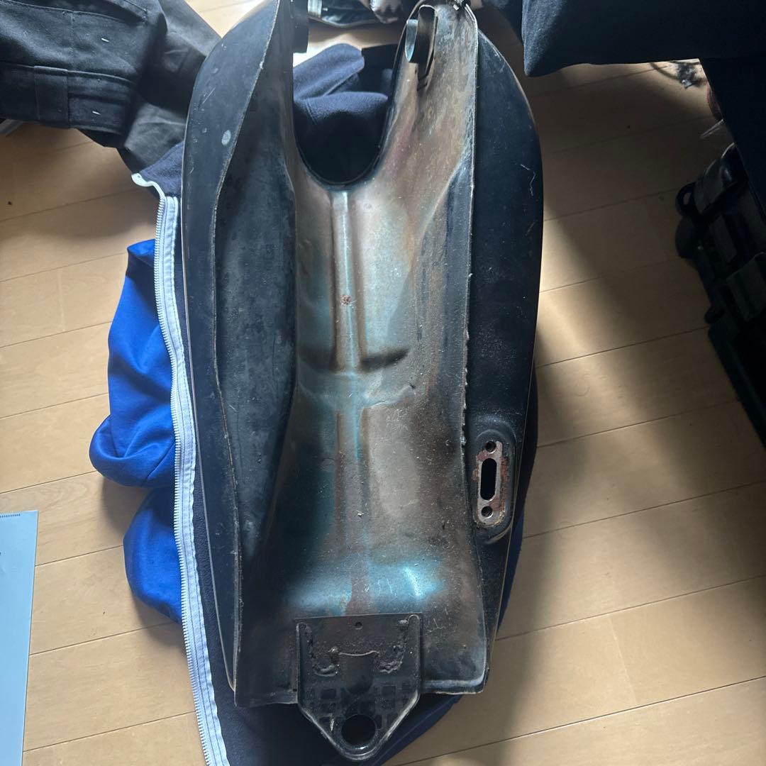 YAMAHA SR400初期型タンク