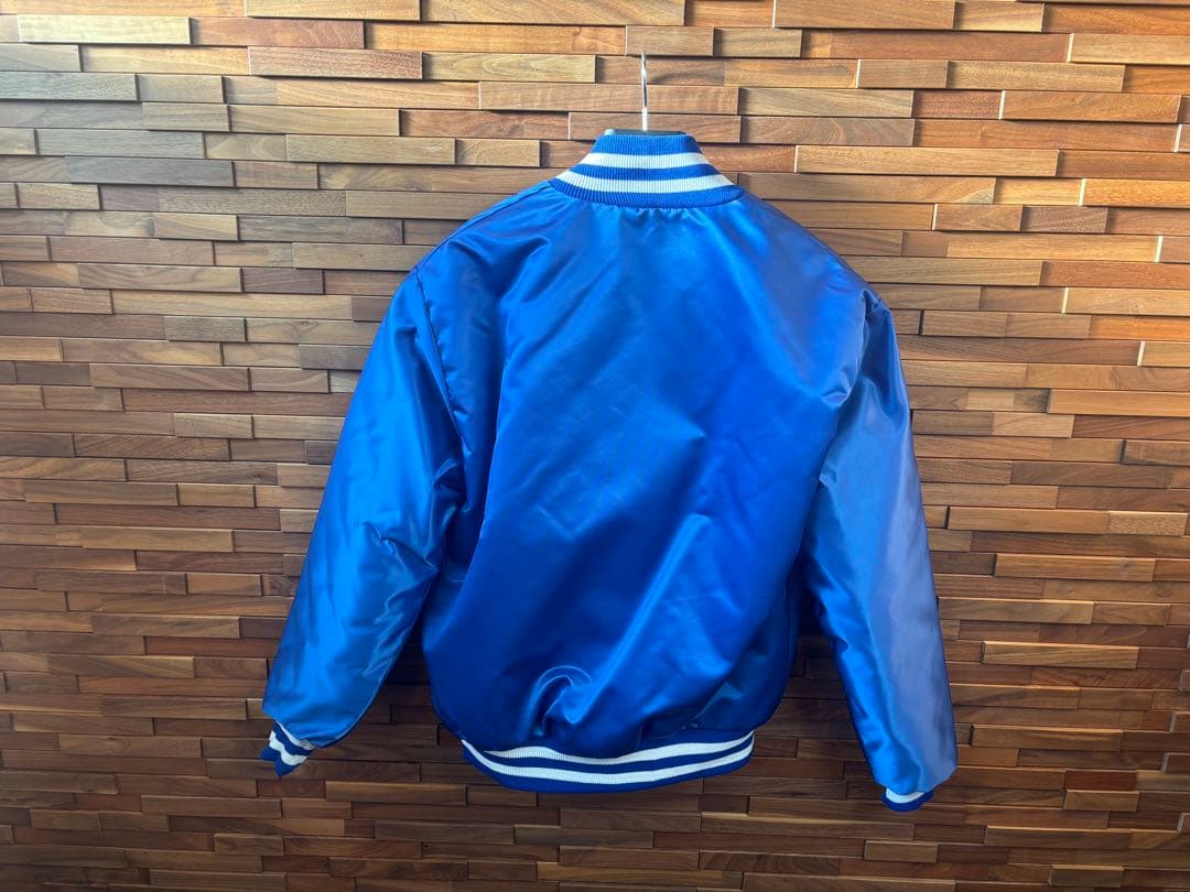 超美品　ドジャース　スタジャン