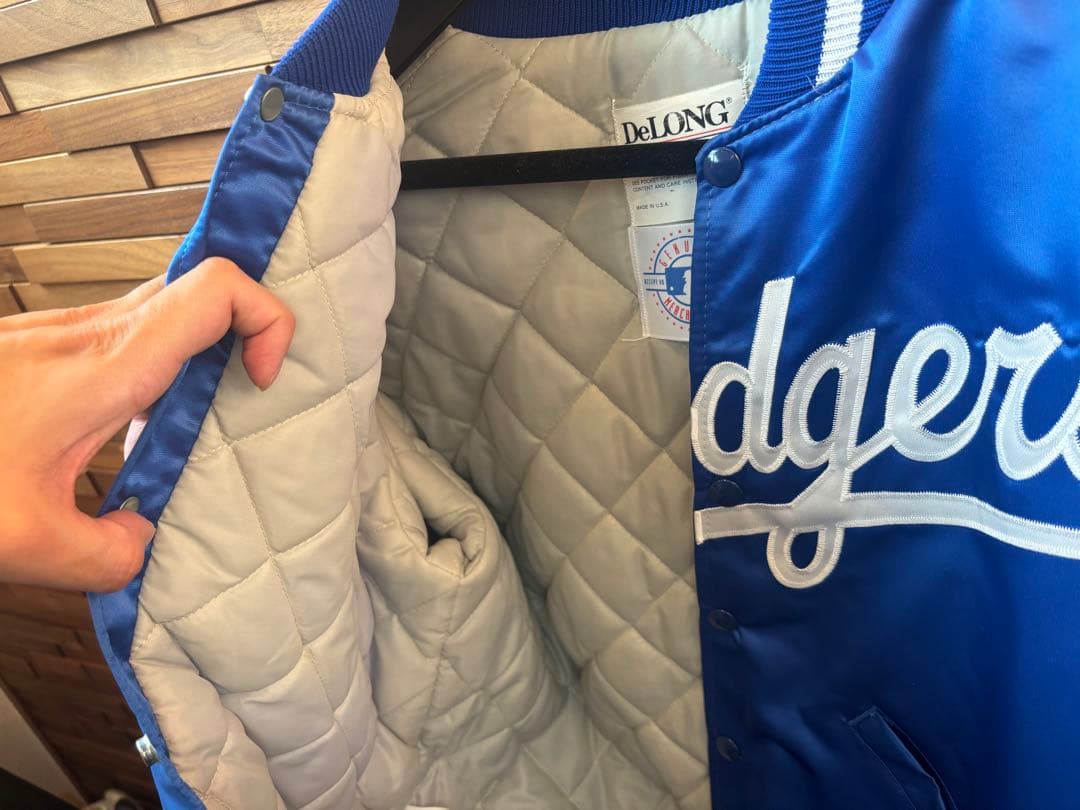 超美品　ドジャース　スタジャン