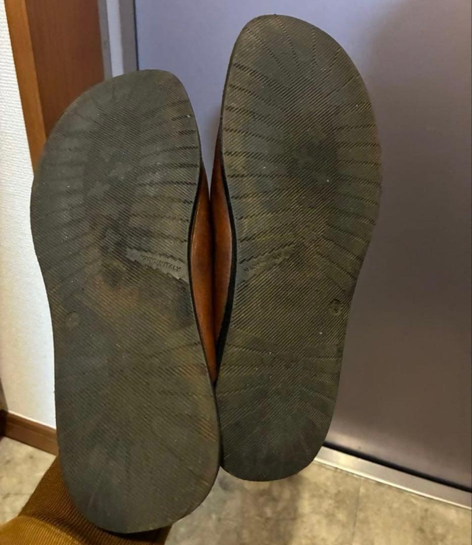 BRADOR SIGAROサイズ42