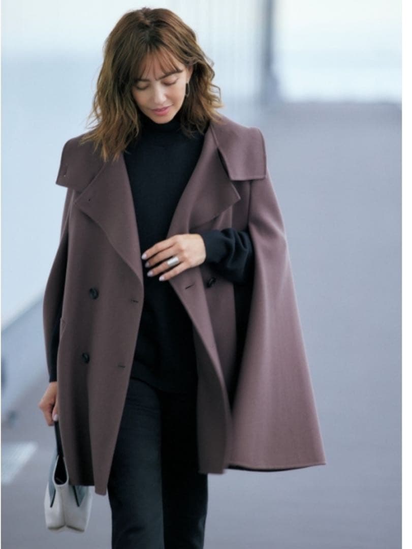 【タグ付未使用】アドーア⭐️定価99000円 ADORE トレンチケープ 雑誌掲載