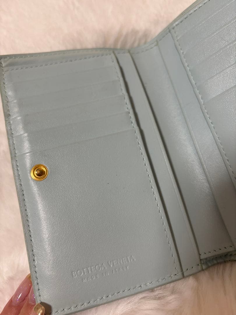 BOTTEGA VENETA 二つ折り財布 ライトブルー